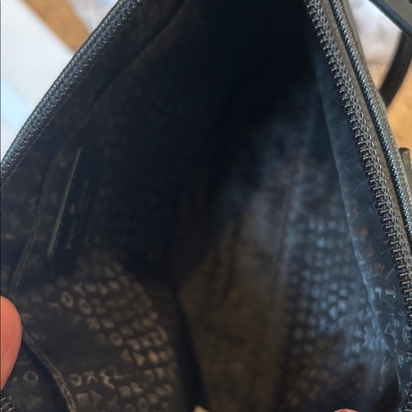 Kate Spade Black Glitter Stripe Crossbody Bag Slim Shoulder bag Zip Top - Picture 8 of 8